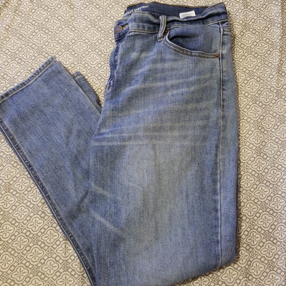 Old Navy Perfect Straight Jeans